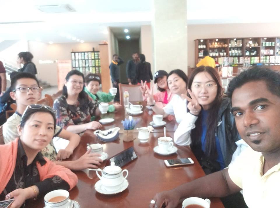 Bobby Travels Negombo